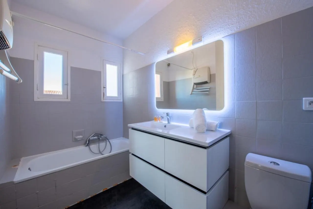 Nice Apt Near Bouillabaisse Beach Apartment Saint-Tropez France